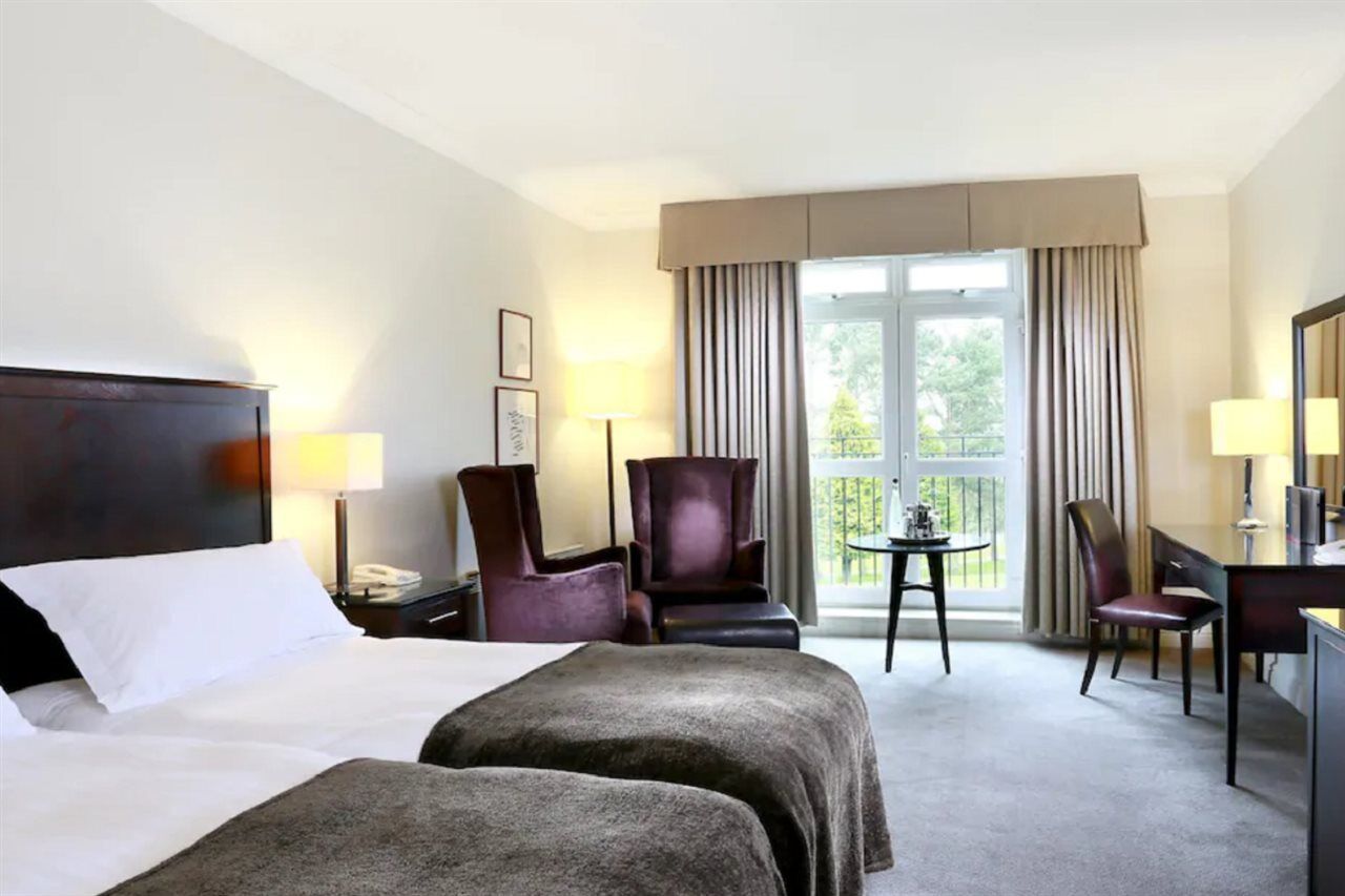 וויטצ'רץ' Macdonald Hill Valley Hotel, Spa & Golf Resort מראה חיצוני תמונה