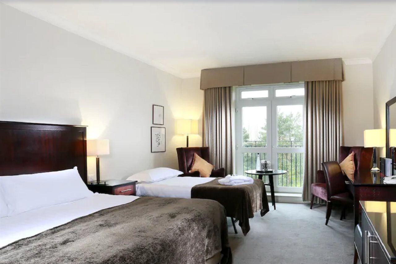 וויטצ'רץ' Macdonald Hill Valley Hotel, Spa & Golf Resort מראה חיצוני תמונה